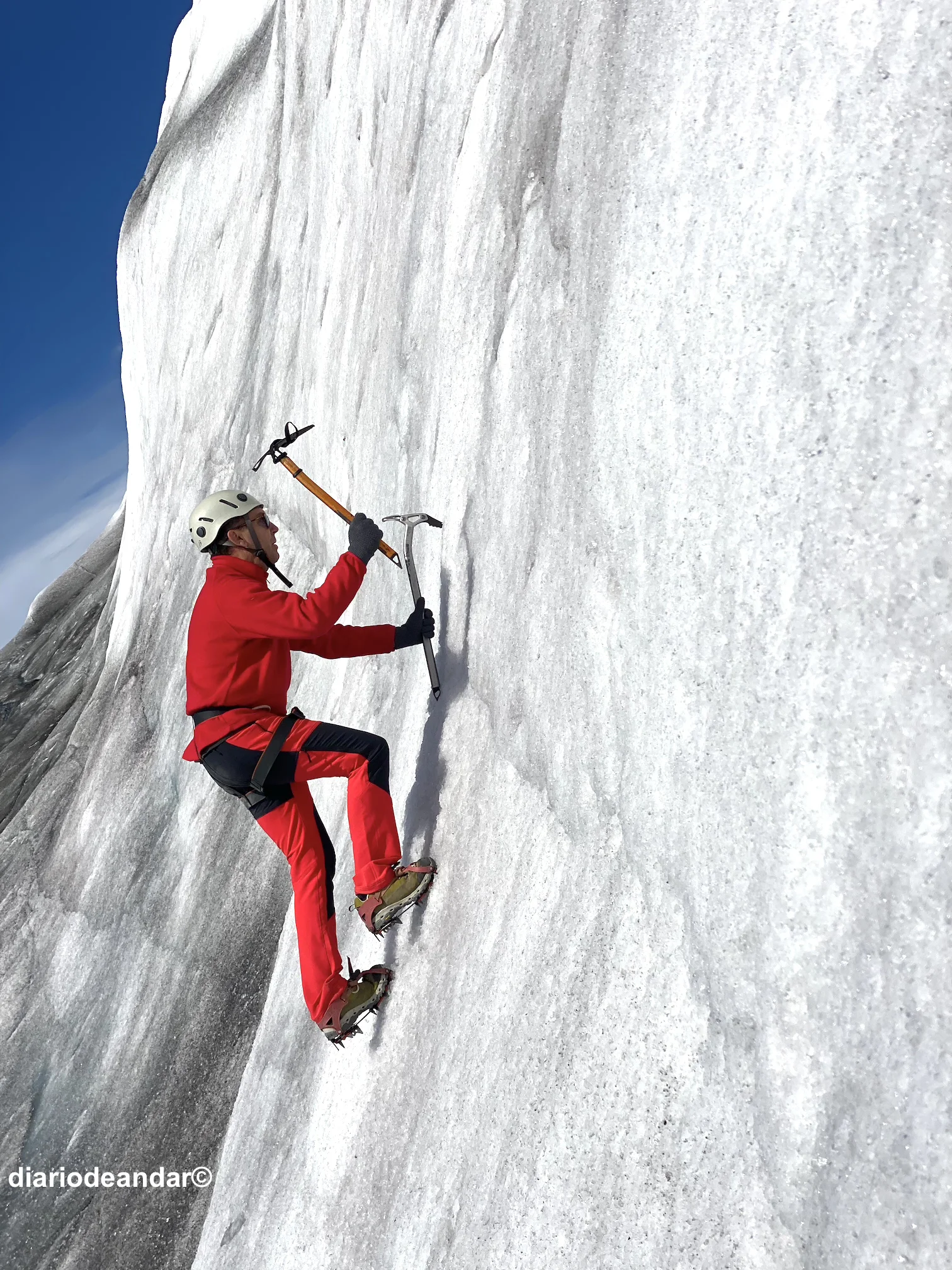 Trekking por un glaciar